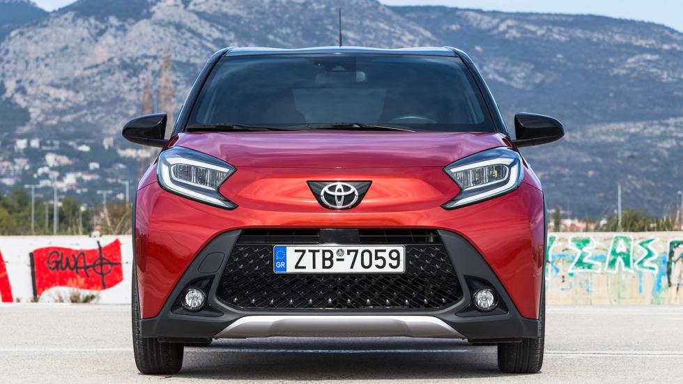 Με ετήσιο κόστος καυσίμου στα 1.851 ευρώ, το Toyota Aygo X είναι το πιο οικονομικό στην χρήση αυτοκίνητο της αγοράς με κινητήρα βενζίνης.